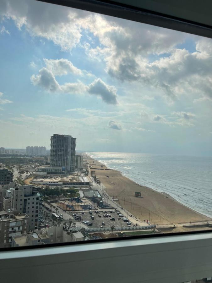 Amazing Suite On The Sea-סוויטה מדהימה על הים 巴特亚姆 外观 照片