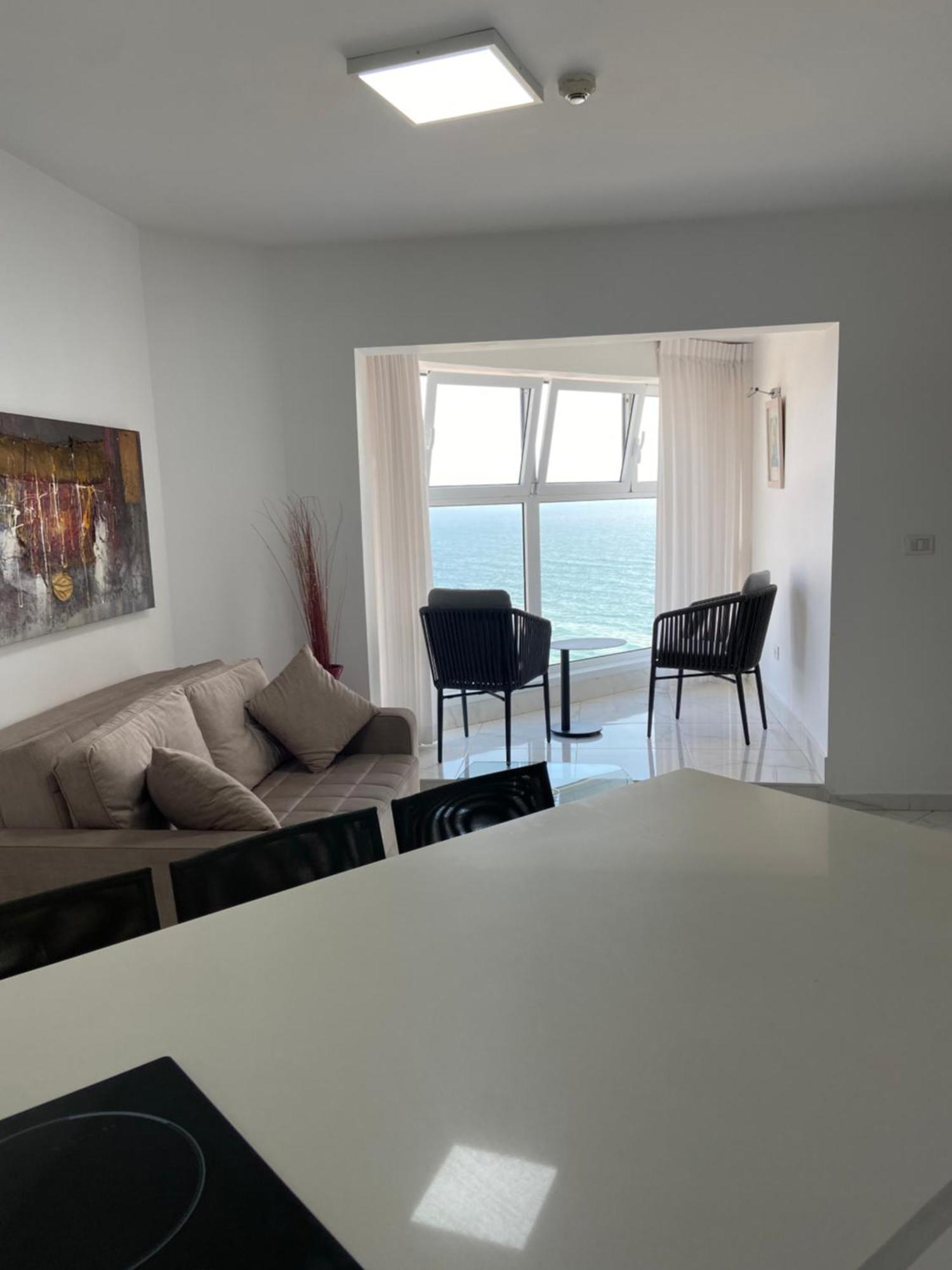 Amazing Suite On The Sea-סוויטה מדהימה על הים 巴特亚姆 外观 照片